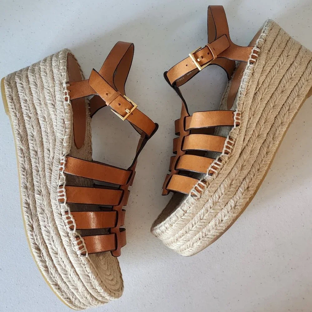 Tory Burch Wedge "EUC" - Picture 9 of 16